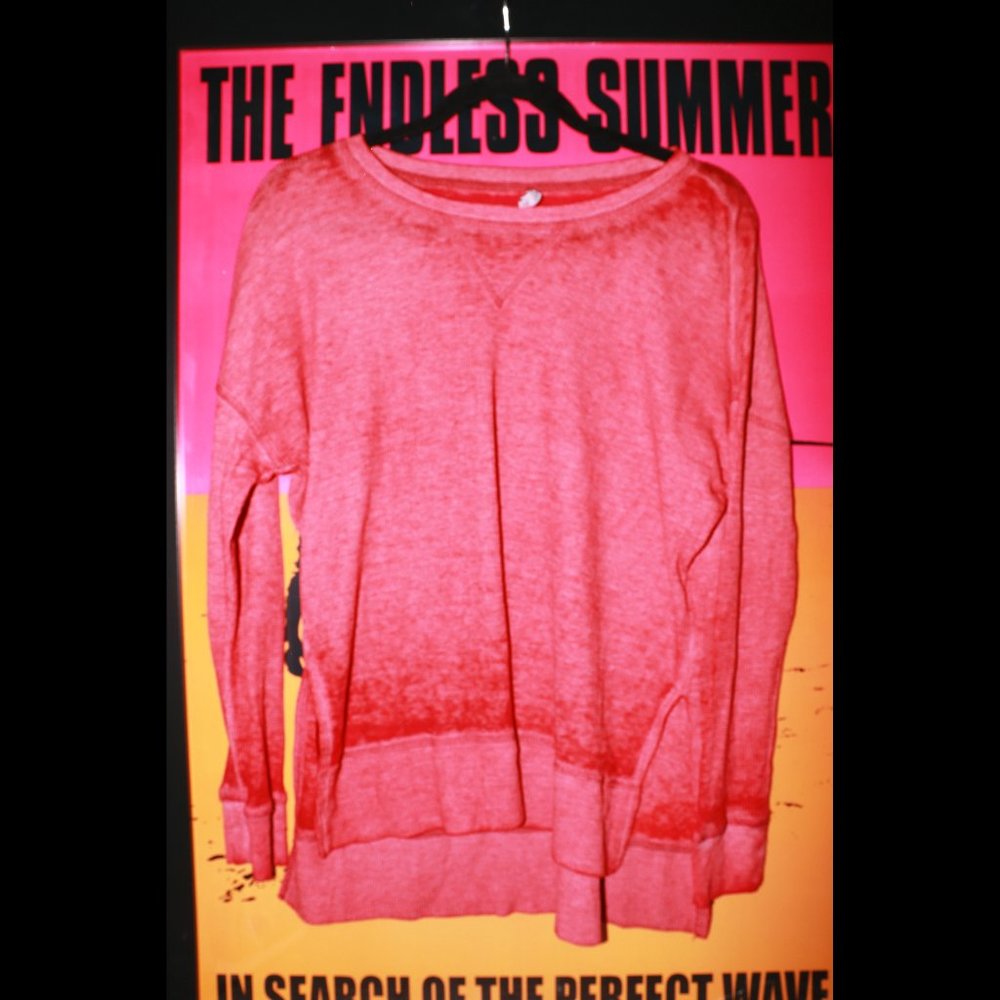 Z SUPPLY LONGSLEEVE SHIRT IN RED